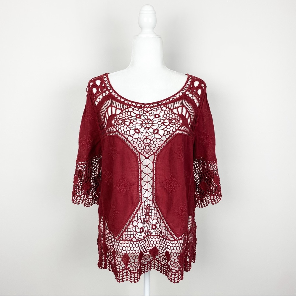 Democracy Burgundy Size Small Crochet Top